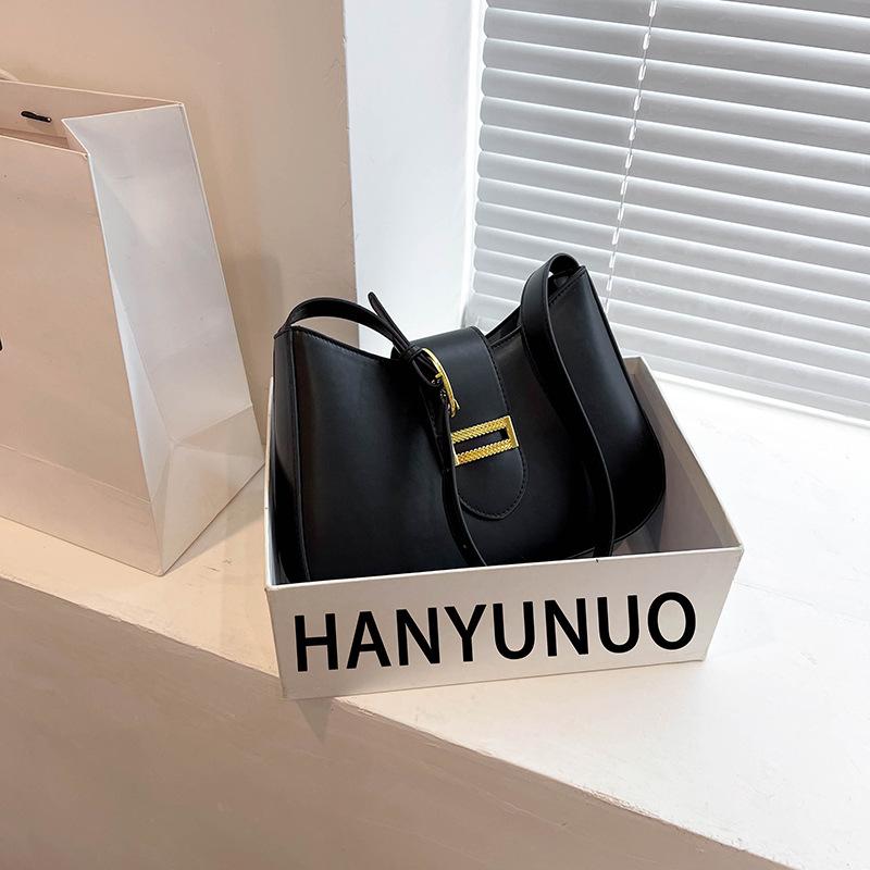 Женская однотонная сумка-багет на молнии с наклоном для отдыха из искусственной кожи с регулируемым ремешком на ремне