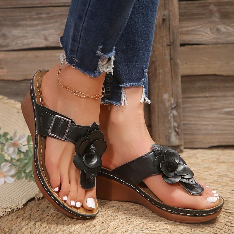 Large Size Toe Cool Slippers Women's Fashion Outer Wear Summer New Flower Wedge Heel Women's Beach Shoes