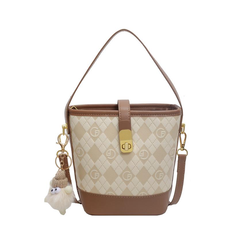 Hand Carry Versatile Women's New Fashion Shoulder Bag Casual Women's Bag