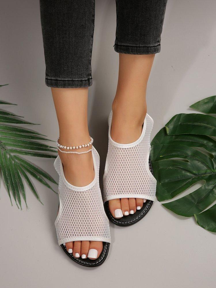 Сандалии большого размера 2024 года, летние новые дышащие легкие сандалии на плоской подошве с полой сеткой