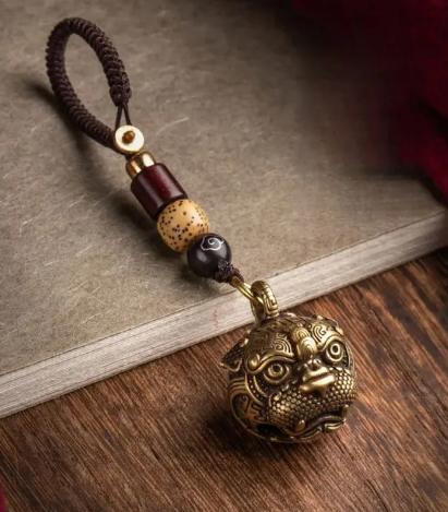 Handcrafted Brass Tiger Head Pixiu Bell Keychain Pendant with Beaded Cord for Car Keys and Accessories Decorative Charm
