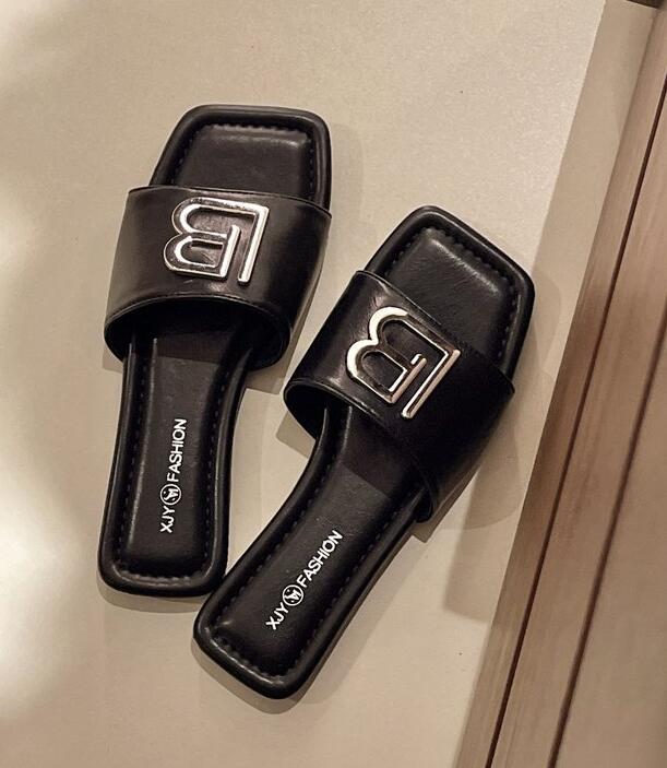 Summer Slippers Women Flat Luxury Outdoor Beach Flip Flops Female Sandals Trend Brand Design Slides Shoes Woman 2024