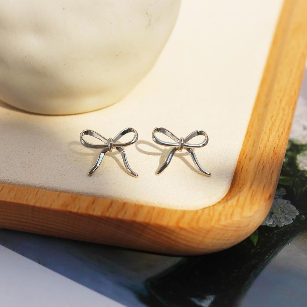 Copper-Plated Real Gold Exquisite Small Bow Stud Earrings Female Simple Student Daily Commute Versatile Temperament Earrings 346