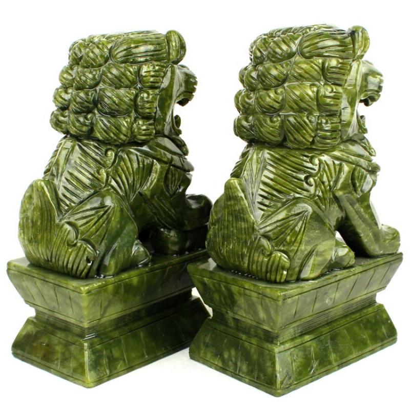 1 Pair China Green Jade Carved Fengshui Foo Fu Dog Guard Door Lion Office Decor