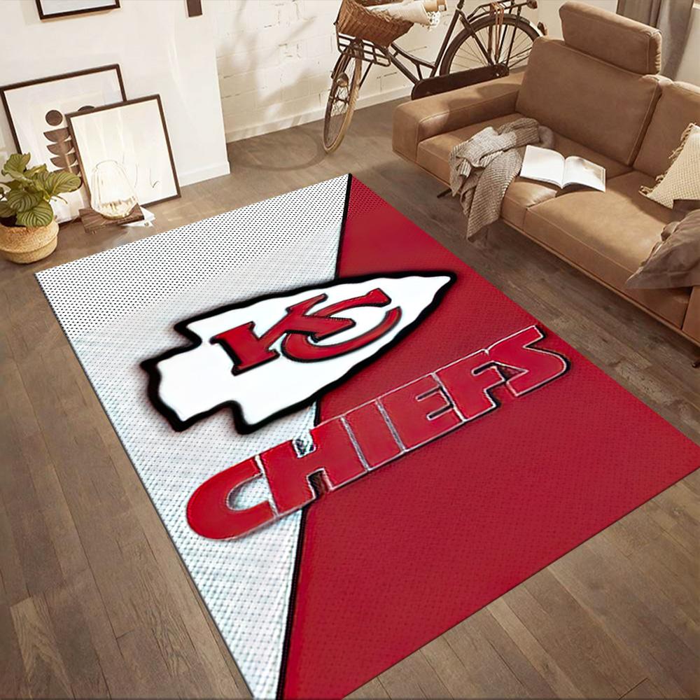 Квадратные ковры Kansas City Chiefs — отличный выбор для гостиных, спален, домашнего декора и в качестве подарков.