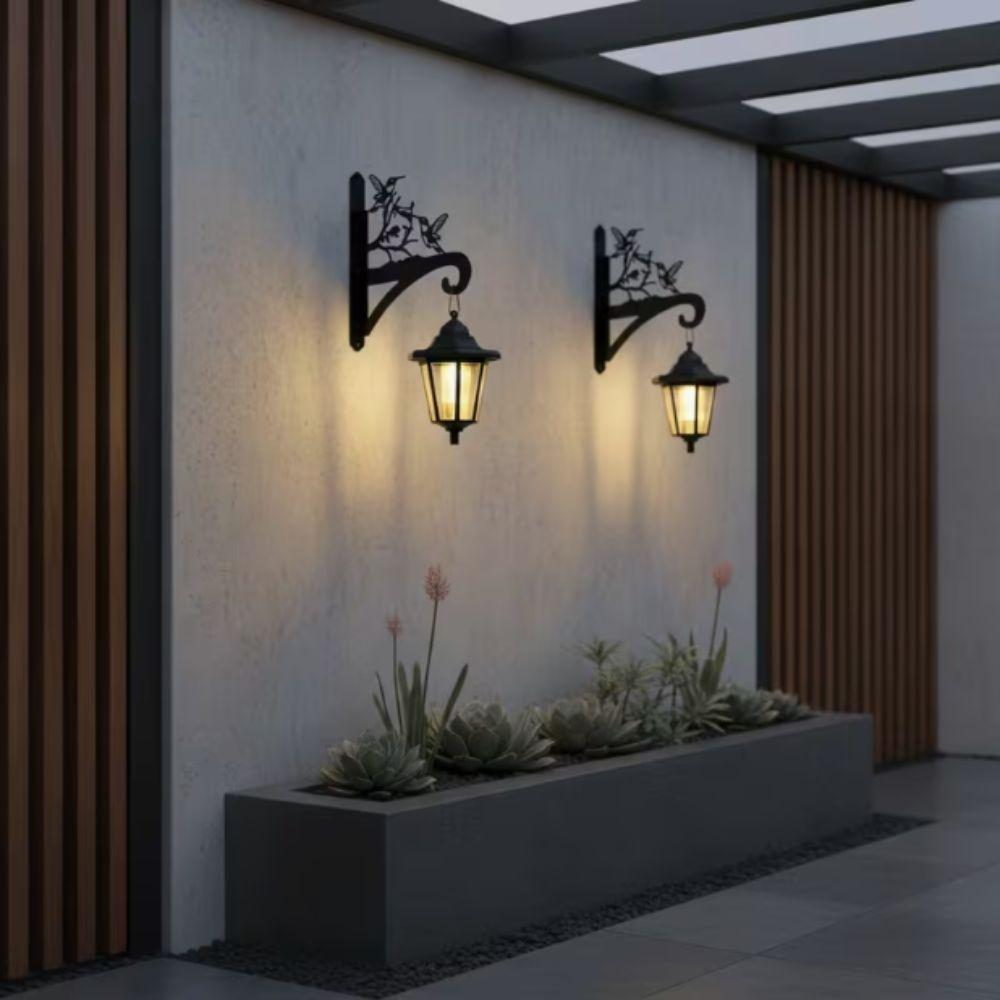 Waterproof Solar Plastic Hanging Bracket Metal Animal Decor Wall Mount Hanging Holder Courtyard