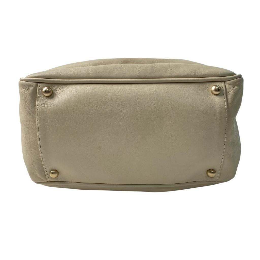 Used CHANELTote Bag Ivory Leather Women