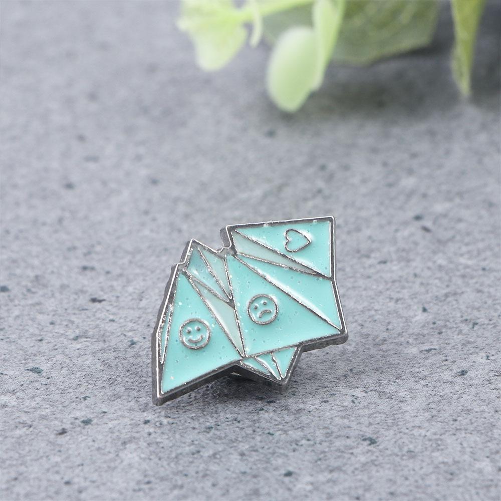 Ювелирные изделия Аксессуары Черно-белый значок-булавка с кошкой Брошь на лацкан Броши-булавки Эмалевая булавка-брошь с кошкой