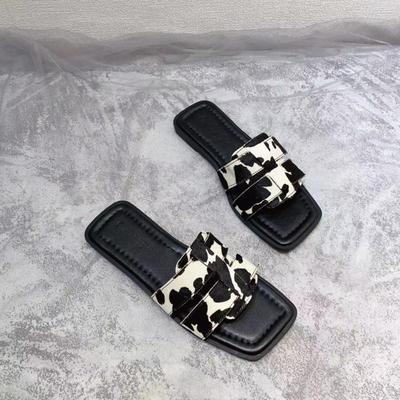 Крутые шлепанцы на плоской подошве, женская летняя обувь, модные и универсальные, лето 2025, новый сказочный стиль, мягкая подошва, женские туфли на одной перемычке