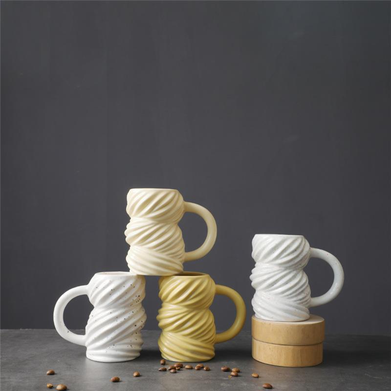 Высокоценная кружка из керамики с креативной личностью, трендовая, модная, большой вместимости, нишевого дизайна, для воды