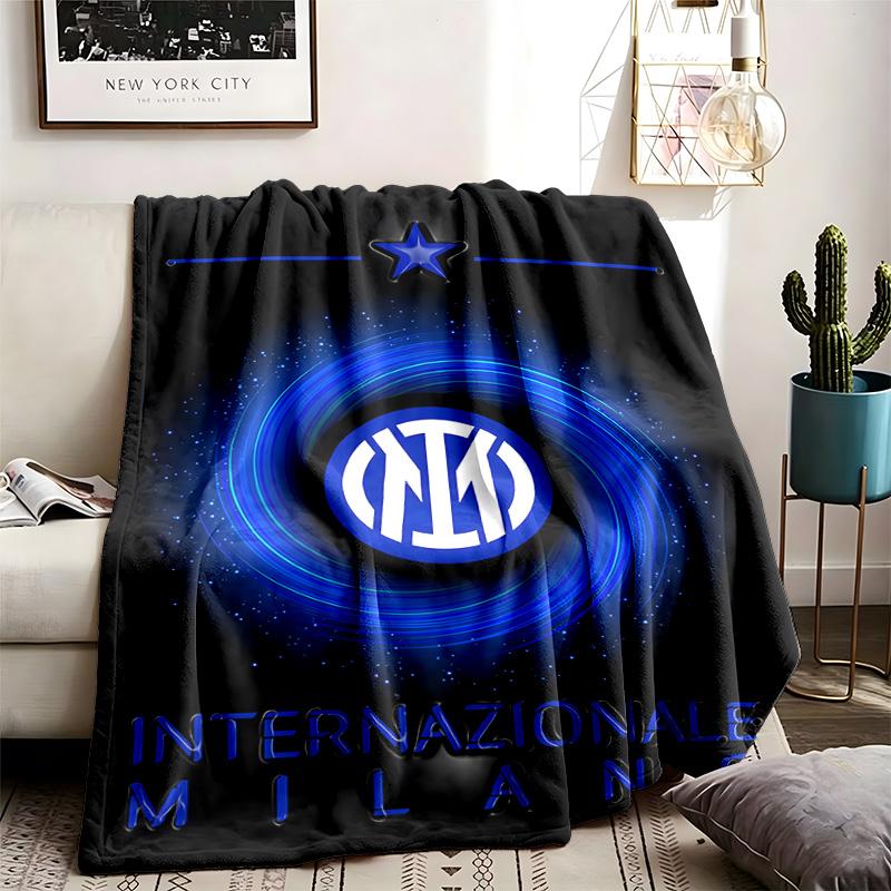 FC Internazionale Milano Theme Personalized Outdoor Flannel Blankets Soft And Suitable For All Seasons Perfect For Sofas Beds And Camping