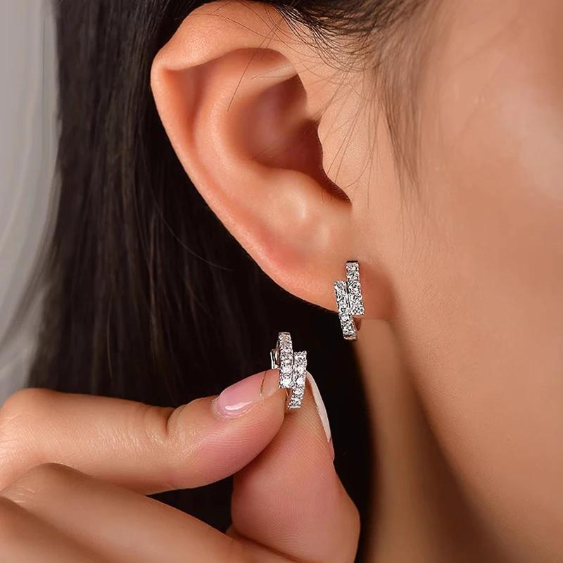 Huitan Модные женские серьги-кольца Изящные сверкающие серьги-кольца с кубическим цирконием серебристого цвета с кристаллами Изысканные женские украшения