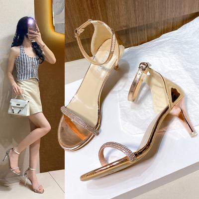 Туфли на высоком каблуке с одним ремешком, женские, весна-лето 2025, новые универсальные серебристые сексуальные босоножки на шпильке со стразами и открытым носком для женщин