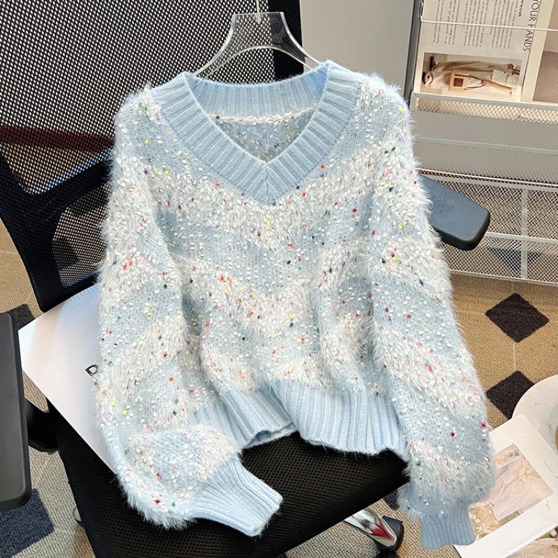 Уютный и шикарный свитер с V-образным вырезом в цветной горошек, идеальный для весны