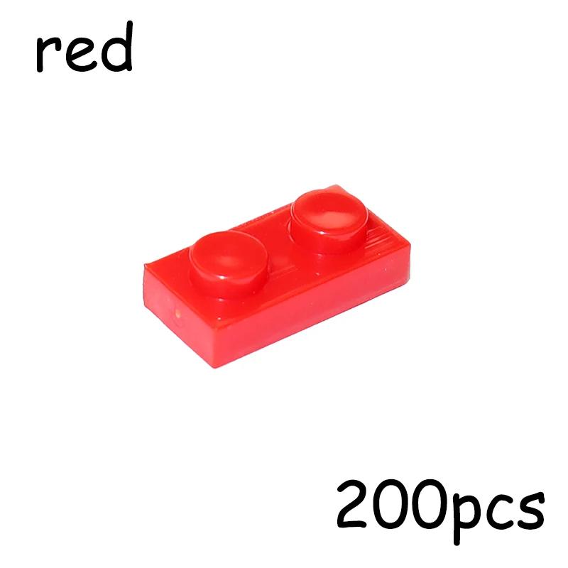 200 шт. Конструктор DIY Фигурки Кирпичики 1*2 Частицы для Сборки MOC 3023 Тонкая Пластина 1x2 Точки Образовательная Креативная Игрушка для Детей