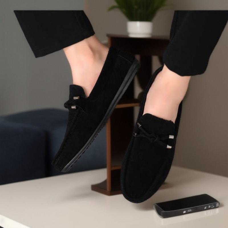 Новые мужские бархатные туфли большого размера в корейском стиле с дышащей мягкой подошвой и модным трансграничным дизайном.