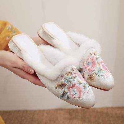 [Yueru] 2024 Новые вышитые женские зимние домашние туфли Han Elements Antique с вышивкой Женские флисовые тапочки Hanfu