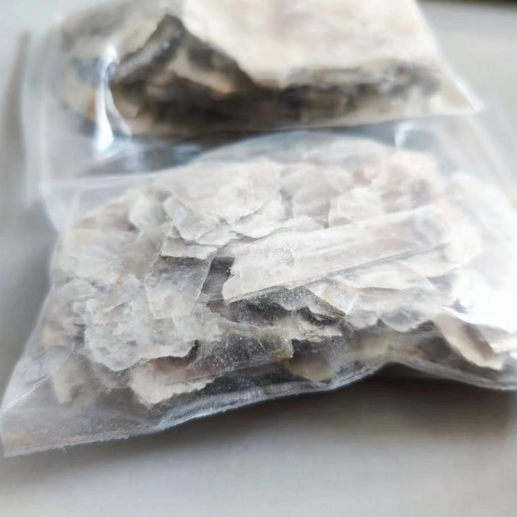 Natural Muscovite Flake Mineral Specimen Experimental Teaching Mica Sheet Specimens Glass Luster Collection Decorative Mine