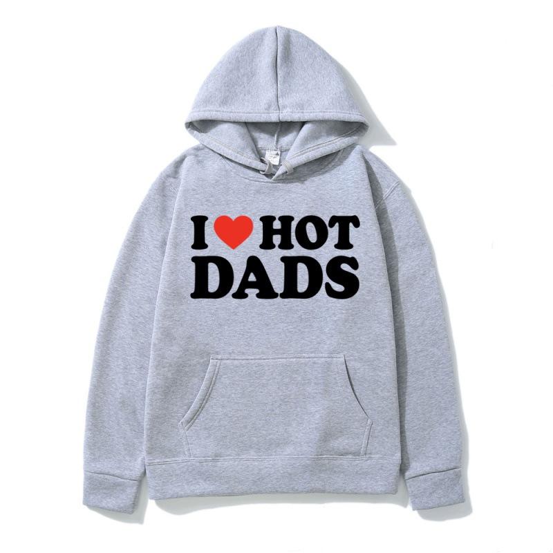 Толстовка с капюшоном I Love Hot Dads с красными сердечками и надписью