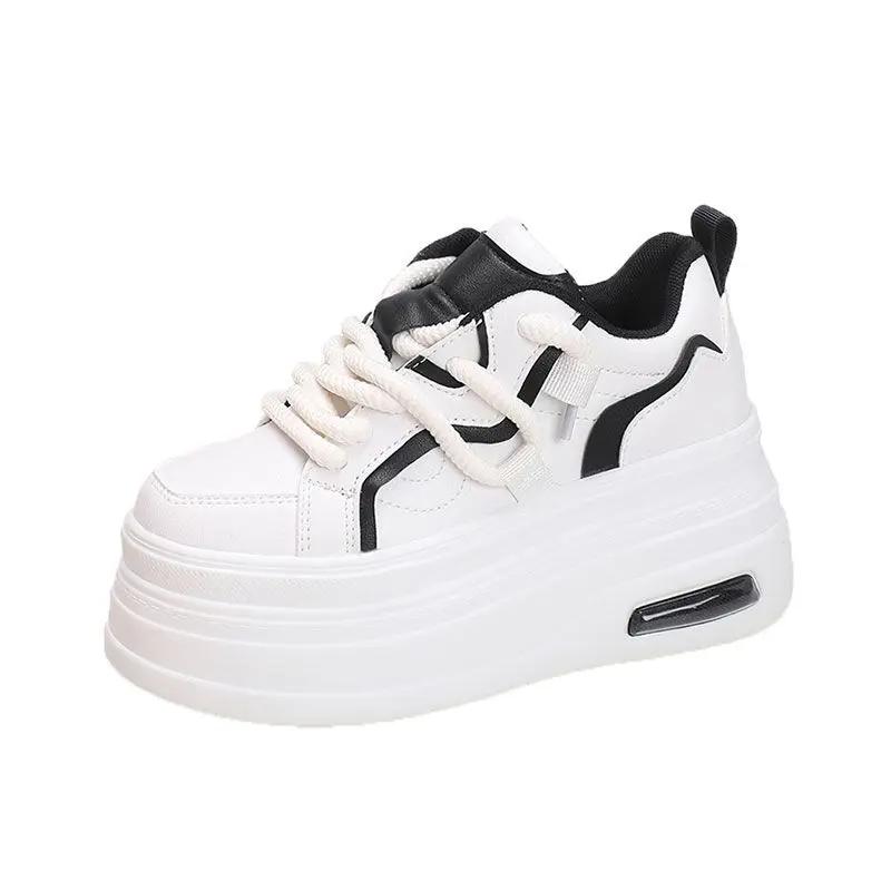 Модная белая обувь на толстой подошве с увеличением роста для женщин весна 2025 новая 8 см повседневная обувь для скейтборда повседневная спортивная обувь