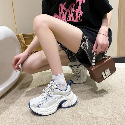 Женская обувь – Кроссовки