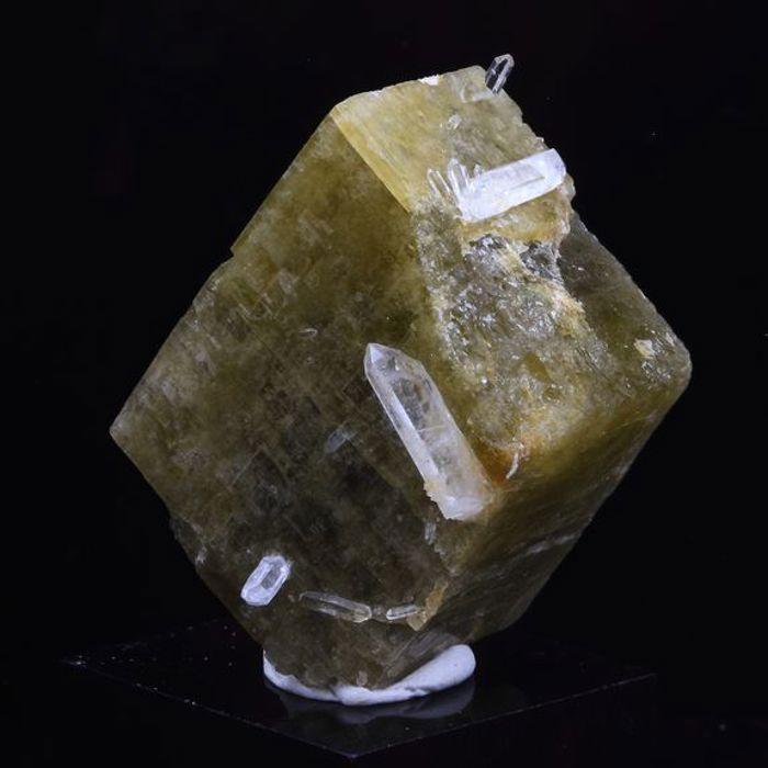 Pierres et Minéraux. Siderite, Quartz. 63.0 ct. Mésage Mine, Vizille, France..