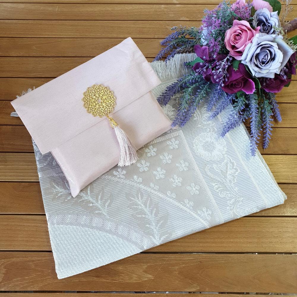 Высококачественный молитвенный коврик Tafetta с сумкой Shantug | Исламский подарочный набор | Молитвенный коврик Tafetta | Исламские свадебные подарки | Исламские подарки для дома