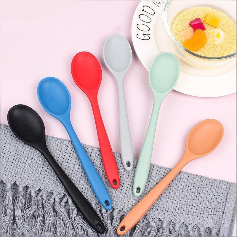 Silicone Kitchen Spoon Food Grade Heatproof Stirring Spoon for Home Restaurant and Outdoor Cooking