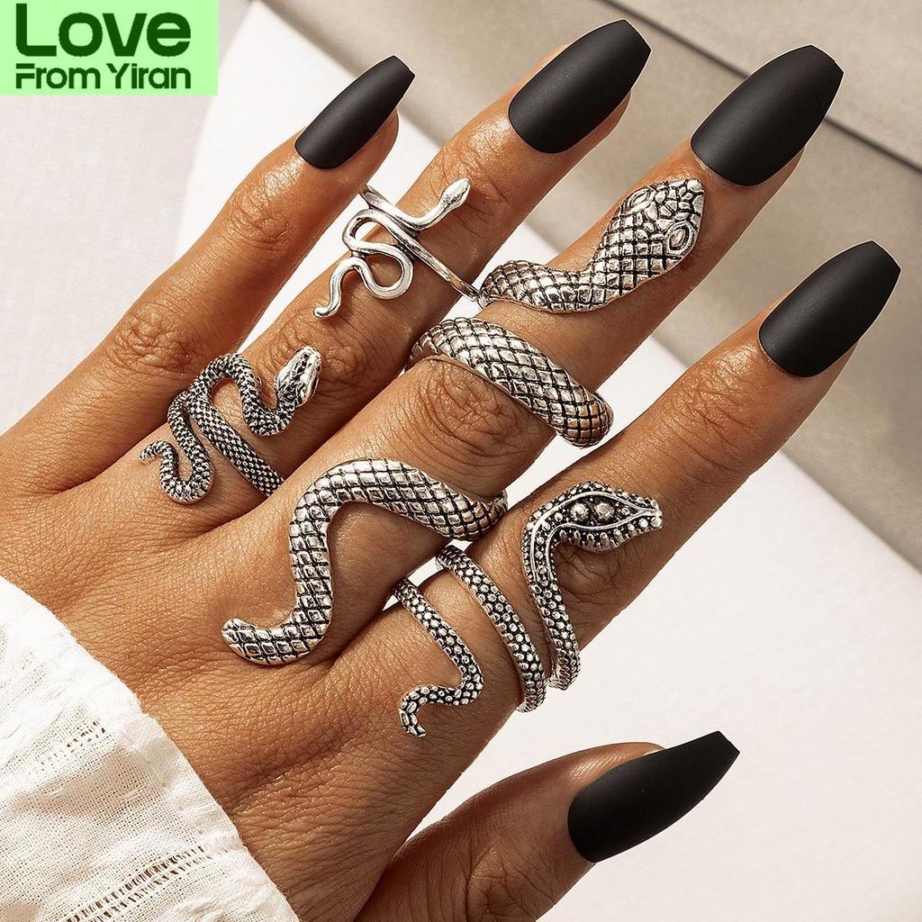 4pcs /Set Vintage Snake Shape Rings For Women Men Gothic Silver Color Animal Exaggerated Metal Alloy Finger Ring Sets Jewelry