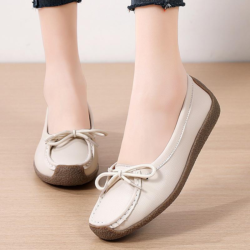 Women's Loafers Leather Driving Moccasins Comfort Flats Casual Slip On Walking Minimalist Shoes for Mother
