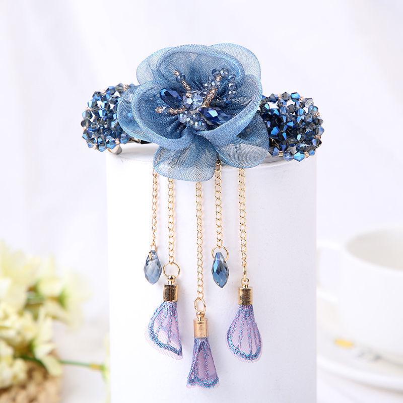 Акриловая заколка-кисточка с бабочкой - Ретро цветок сверху и пружинный зажим для хвостика