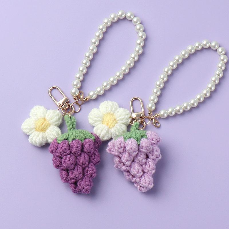 Fashion New Wool Grape Handmade Crocheted Finished Pendant Lady Bag Bag Charm Bag Charm