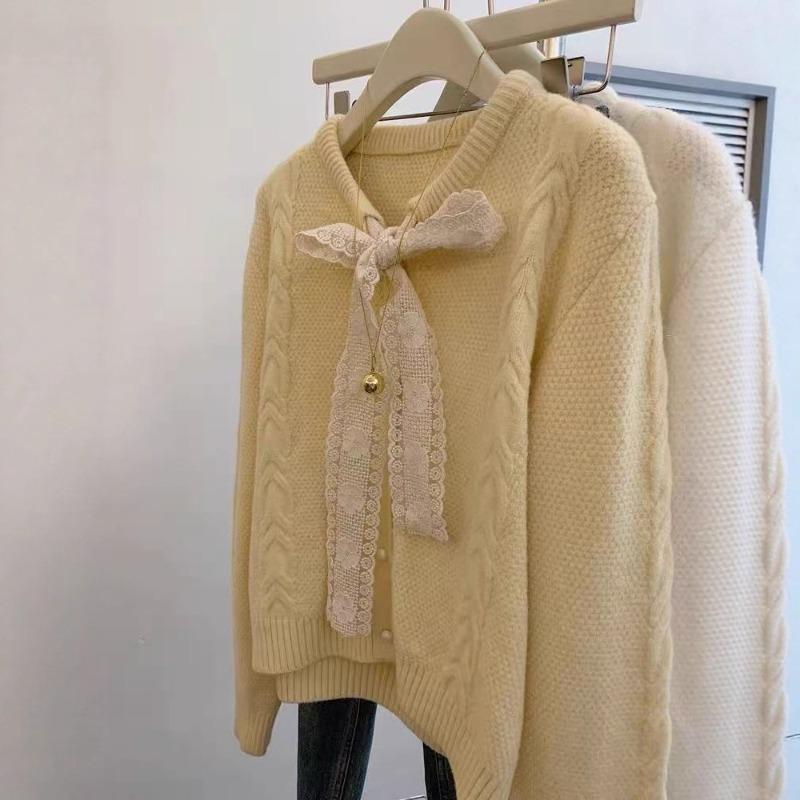 Late Autumn Dopamine Lace Bow Strap Milk Whirring Soft Waxy Yellow Sweater Autumn and Winter Women Small Lazy Wind