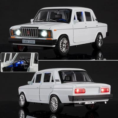 1/18 ВАЗ 2107 Сплав Классический Автомобиль Модель Литье под Давлением Металл Ретро Транспортное Средство Модель Автомобиля Симуляция Звука и Света Коллекция Детская Игрушка Подарок