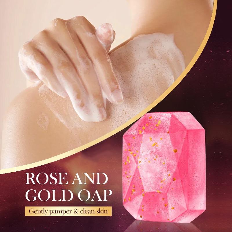 Мыло ручной работы с эфирными маслами «Золотая фольга и бриллианты» очищает кожу от грязи и загрязнений и имеет стойкий аромат. Подходит для всех типов кожи