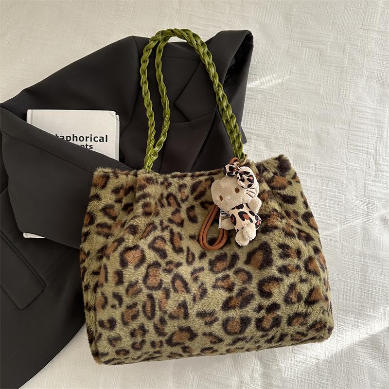 Зимняя плюшевая сумка-тоут с леопардовым принтом, женская модная сумка через плечо с цепочкой, универсальная пушистая сумка-мессенджер
