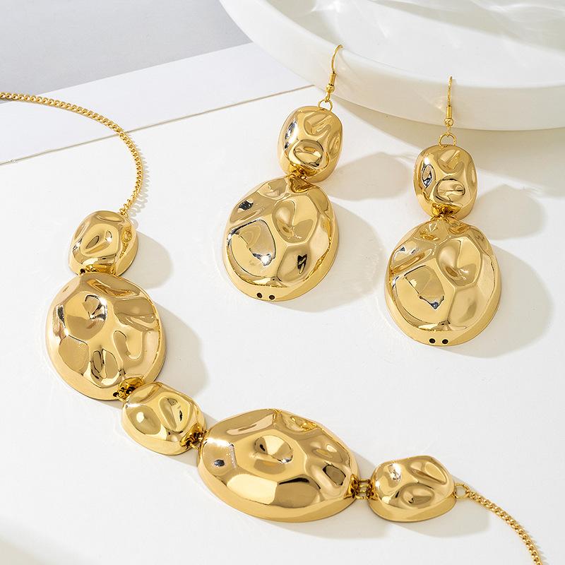 Модные серьги-колье для женщин