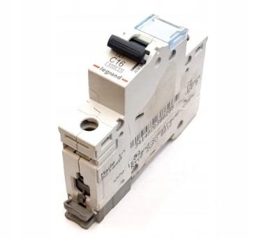 Legrand Tx³ Circuit Breaker 301 C16A 403434