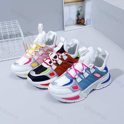 Модная женская вулканизированная обувь Осень Новые уличные нескользящие кроссовки на платформе Модные кроссовки на шнуровке для увеличения роста Удобная обувь для бега