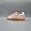 Женские кроссовки Gazelle Indoor песочно-розовые/облачно-белые/жевательные