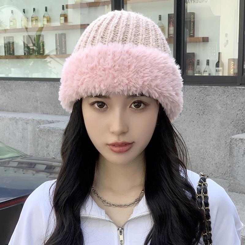 New Autumn Winter Fashionable Furry Knitted Hat for Outdoor Travel Stylish Warm Hat for Women Hat Trendy