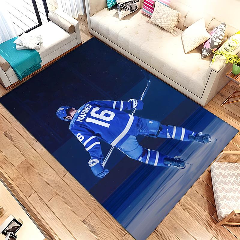 Toronto Maple Leafs (5) Kilimas tinka svetainėms, miegamiesiems, kompiuterių kambariams, valgomojo zonoms ir statyti po stalais bei kėdėmis. Taip pat idealus pasirinkimas.
