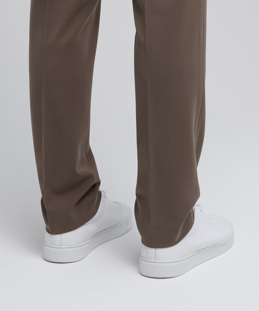 MUSINSA STANDARD Tapered Hidden Elastic Waist Length Slacks [Light Brown]