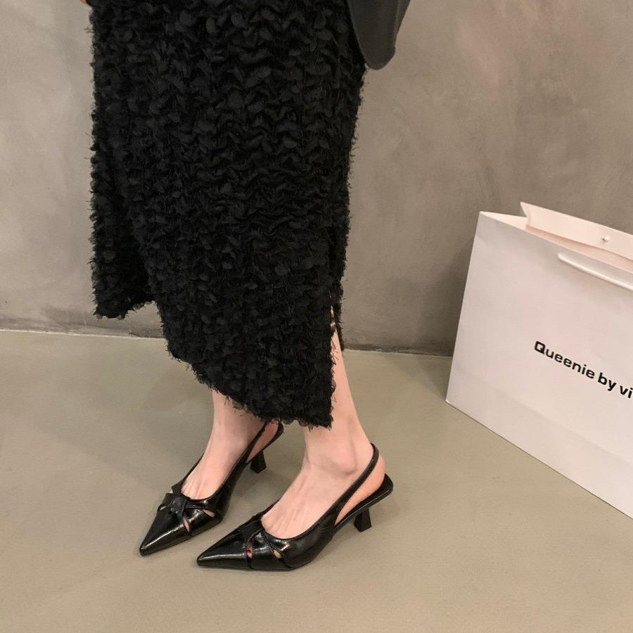 Модные французские темпераментные черные босоножки Baotou на высоком каблуке для женщин 2024 года, новые летние серебристые туфли с острым носком