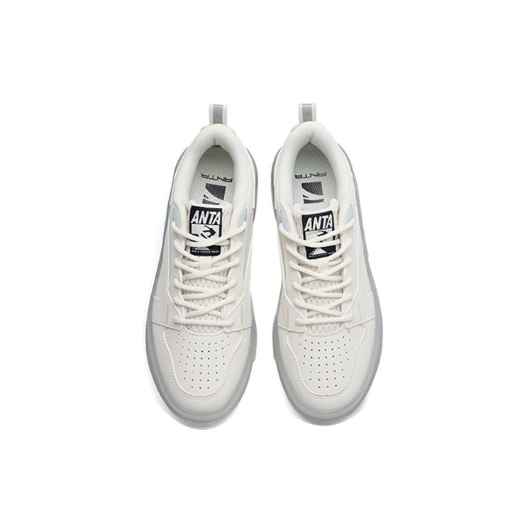 Anta Кроссовки женские Care Bears Heart Bear X Water-Resistant Low-Top, белые, синие, 122228040-1