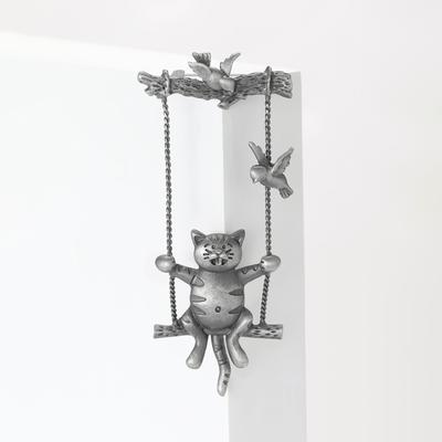 Винтажная креативная брошь в виде кошки-качели, персонализированная брошь-булавка в виде животного из сплава, аксессуары для платья и пиджака