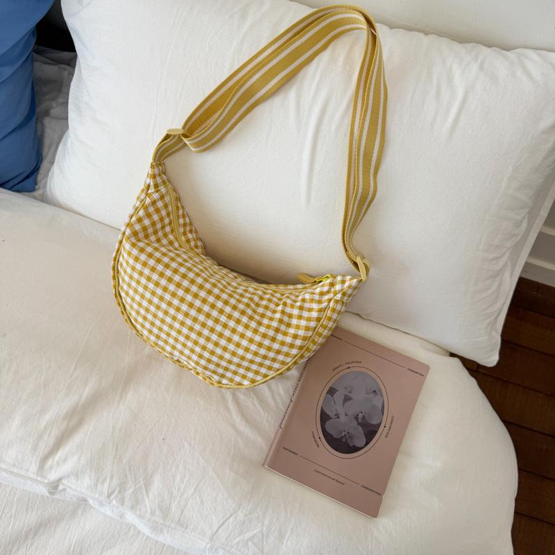 Niche design dumpling bag new fashion messenger bag 2025 foreign style plaid personalized armpit bag casual shoulder bag