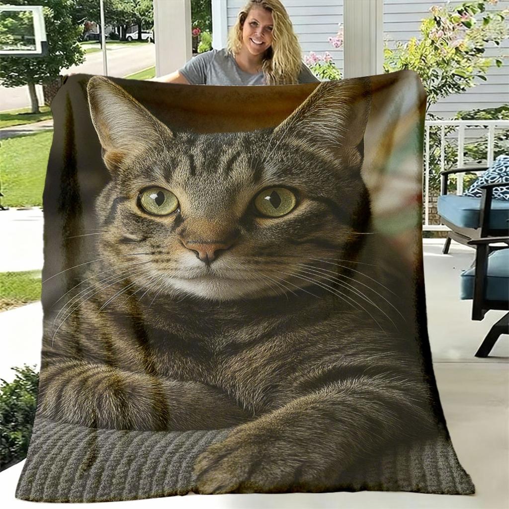 1pc Soft Flannel Blanket Vintage Gray Cat with Expressive Eyes, AllSeason Cozy Throw for Bed, Couch, Travel, Camping, Office Plush Warmth, Modern Home