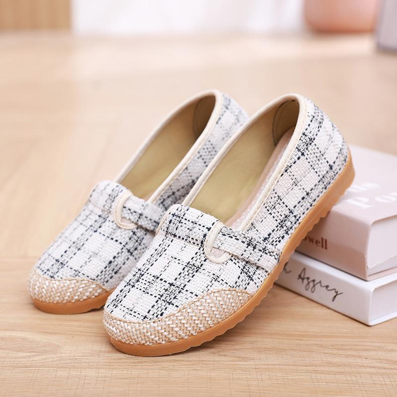 Новые женские кроссовки Slip on Light Canvas Shoes Летние дышащие плоские женские винтажные туфли Single Shoes Shallow Mouth Lazy Footwear