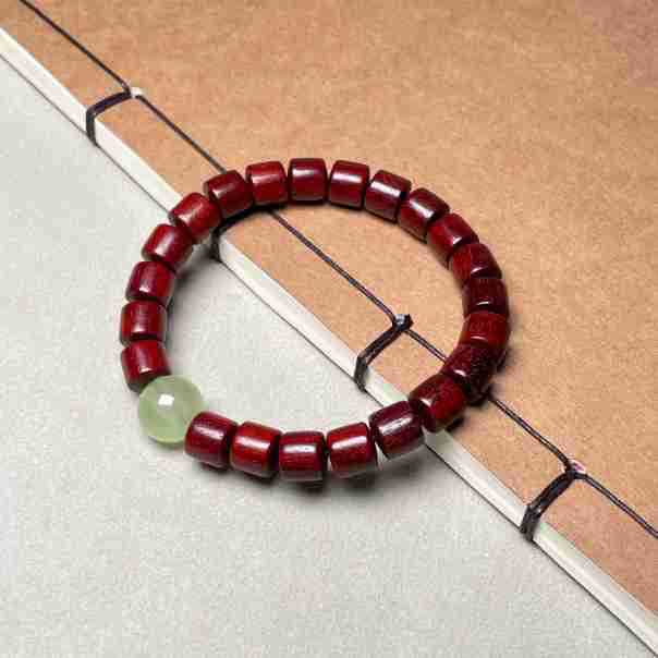 Зеленый сандал, бамбук, светящееся беговое кольцо «Вечная ночь», женский браслет, красный сандал, кровавый сандал, маленький браслет из сандалового дерева для Барби